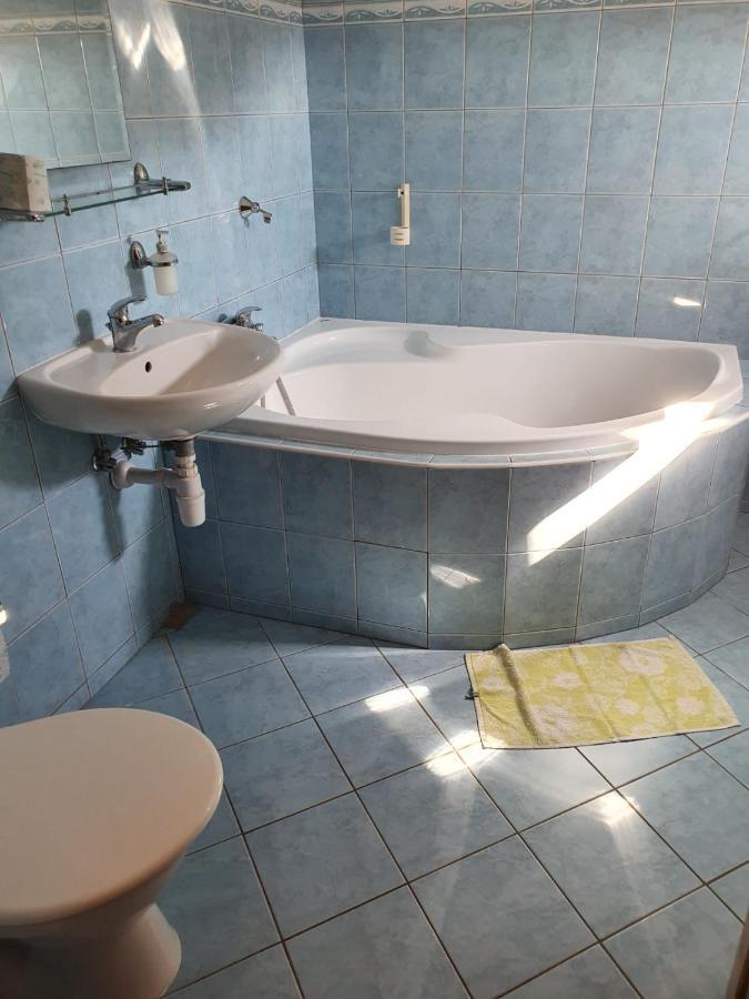 Stramberk V Kute Apartment Екстериор снимка